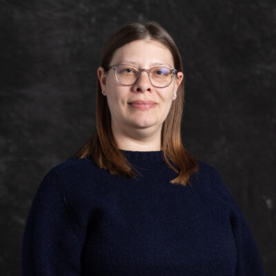 portrait of hannah taube